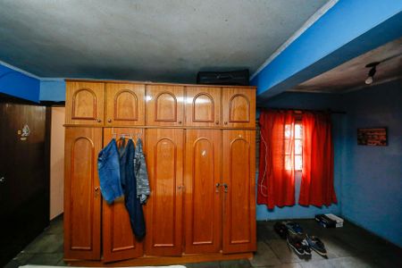 Casa à venda com 132m², 4 quartos e 2 vagas Casa à venda com 132m², 4 quartos e 2 vagasSuíte