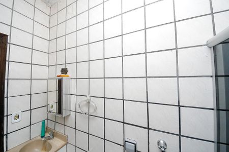 Casa à venda com 132m², 4 quartos e 2 vagas Casa à venda com 132m², 4 quartos e 2 vagasBanheiro