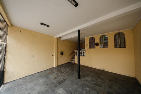 Casa à venda com 132m², 4 quartos e 2 vagas Casa à venda com 132m², 4 quartos e 2 vagasGaragem