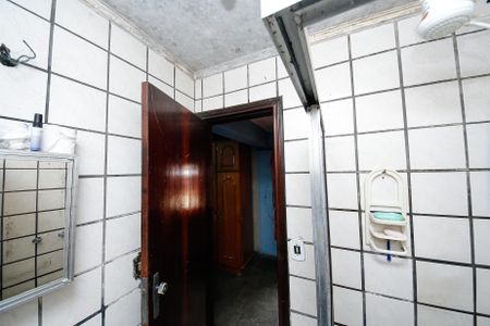 Casa à venda com 132m², 4 quartos e 2 vagas Casa à venda com 132m², 4 quartos e 2 vagasBanheiro Suíte