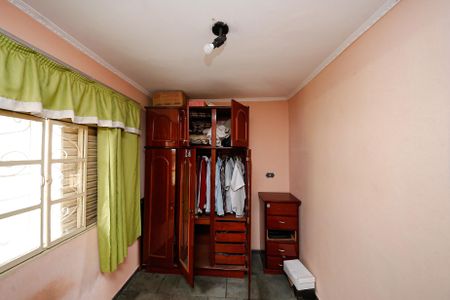 Casa à venda com 132m², 4 quartos e 2 vagas Casa à venda com 132m², 4 quartos e 2 vagasQuarto 1