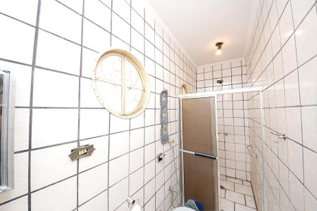 Casa à venda com 132m², 4 quartos e 2 vagas Casa à venda com 132m², 4 quartos e 2 vagasBanheiro Suíte 2