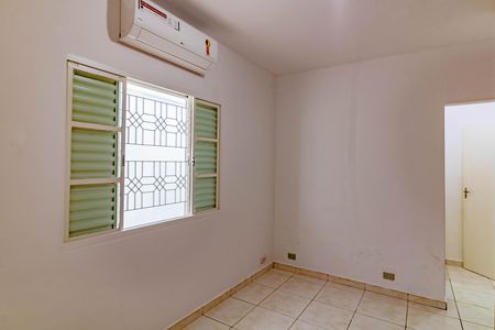 Casa à venda com 158m², 2 quartos e 2 vagas Casa à venda com 158m², 2 quartos e 2 vagasQuarto 2