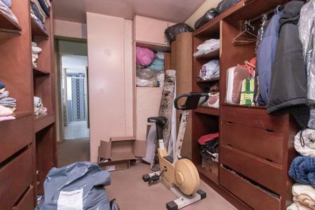 Casa para alugar com 350m², 3 quartos e 9 vagas Casa para alugar com 350m², 3 quartos e 9 vagasQuarto 2