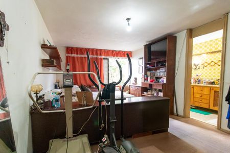 Casa para alugar com 350m², 3 quartos e 9 vagas Casa para alugar com 350m², 3 quartos e 9 vagasSuíte