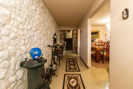 Casa para alugar com 350m², 3 quartos e 9 vagas Casa para alugar com 350m², 3 quartos e 9 vagasHall de entrada