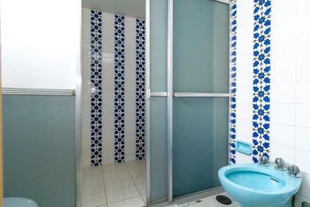 Casa para alugar com 350m², 3 quartos e 9 vagas Casa para alugar com 350m², 3 quartos e 9 vagasBanheiro Social 2