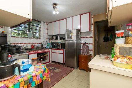 Casa para alugar com 350m², 3 quartos e 9 vagas Casa para alugar com 350m², 3 quartos e 9 vagasCozinha - Armários