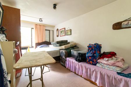 Casa para alugar com 350m², 3 quartos e 9 vagas Casa para alugar com 350m², 3 quartos e 9 vagasQuarto 1