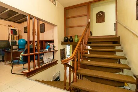 Casa para alugar com 350m², 3 quartos e 9 vagas Casa para alugar com 350m², 3 quartos e 9 vagasEscritório 1