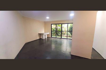 Apartamento para alugar com 53m², 2 quartos e 1 vaga Apartamento para alugar com 53m², 2 quartos e 1 vagaÁrea comum - Salão de festas