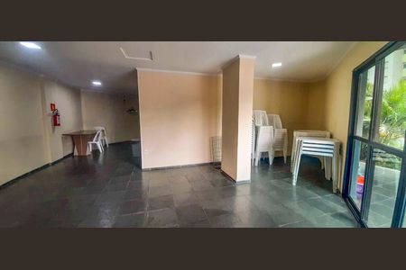Apartamento para alugar com 53m², 2 quartos e 1 vaga Apartamento para alugar com 53m², 2 quartos e 1 vagaÁrea comum - Salão de festas