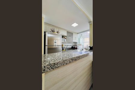 Apartamento à venda com 70m², 3 quartos e 1 vaga Apartamento à venda com 70m², 3 quartos e 1 vagaCozinha e Área de Serviço