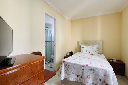 Apartamento à venda com 70m², 3 quartos e 1 vaga Apartamento à venda com 70m², 3 quartos e 1 vagaSuíte