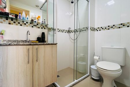Apartamento à venda com 70m², 3 quartos e 1 vaga Apartamento à venda com 70m², 3 quartos e 1 vagaBanheiro