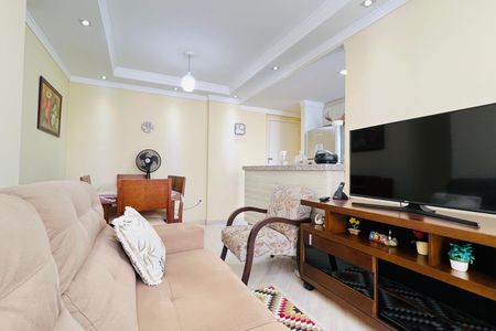 Apartamento à venda com 70m², 3 quartos e 1 vaga Apartamento à venda com 70m², 3 quartos e 1 vagaSala