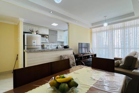 Apartamento à venda com 70m², 3 quartos e 1 vaga Apartamento à venda com 70m², 3 quartos e 1 vagaSala