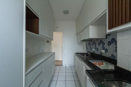 Apartamento para alugar com 70m², 3 quartos e 1 vaga Apartamento para alugar com 70m², 3 quartos e 1 vagaCozinha e Área de Serviço