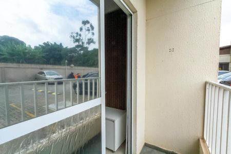 Apartamento para alugar com 70m², 3 quartos e 1 vaga Apartamento para alugar com 70m², 3 quartos e 1 vagaSacada Sala