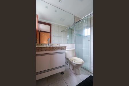 Apartamento para alugar com 90m², 3 quartos e 2 vagas Apartamento para alugar com 90m², 3 quartos e 2 vagasBanheiro da Suíte