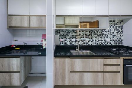 Apartamento para alugar com 90m², 3 quartos e 2 vagas Apartamento para alugar com 90m², 3 quartos e 2 vagasCozinha