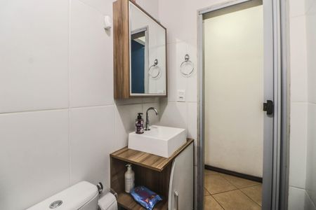 Apartamento à venda com 72m², 3 quartos e 1 vaga Apartamento à venda com 72m², 3 quartos e 1 vagaBanheiro