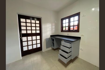 Casa de condomínio para alugar com 390m², 5 quartos e 4 vagas Casa de condomínio para alugar com 390m², 5 quartos e 4 vagasQuarto de Serviço