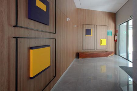 Apartamento à venda com 81m², 2 quartos e 2 vagas Apartamento à venda com 81m², 2 quartos e 2 vagasÁrea comum - Hall