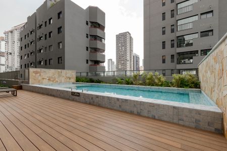 Studio para alugar com 27m², 1 quarto e sem vaga Studio para alugar com 27m², 1 quarto e sem vagaPiscina