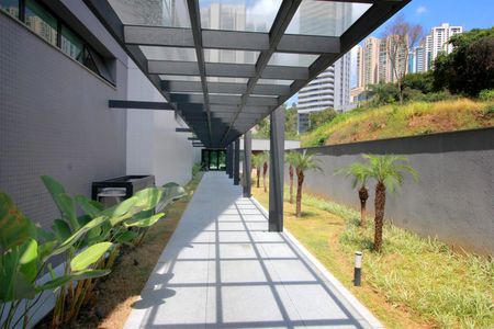 Apartamento à venda com 82m², 2 quartos e 2 vagas Apartamento à venda com 82m², 2 quartos e 2 vagasÁrea comum - Entrada