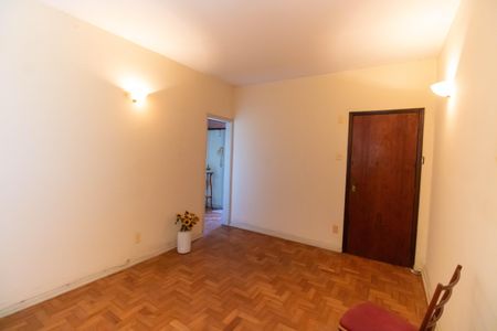 Apartamento à venda com 120m², 3 quartos e sem vaga Apartamento à venda com 120m², 3 quartos e sem vagaSala