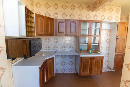 Apartamento à venda com 120m², 3 quartos e sem vaga Apartamento à venda com 120m², 3 quartos e sem vagaCozinha e Área de Serviço