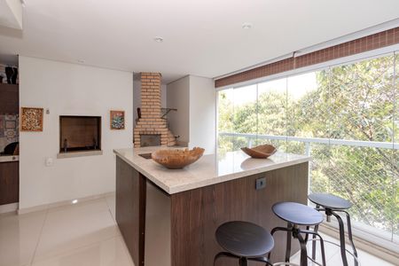 Apartamento à venda com 258m², 4 quartos e 4 vagas Apartamento à venda com 258m², 4 quartos e 4 vagasVaranda da Sala