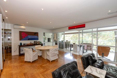 Apartamento à venda com 258m², 4 quartos e 4 vagas Apartamento à venda com 258m², 4 quartos e 4 vagasSala