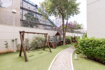 Apartamento à venda com 258m², 4 quartos e 4 vagas Apartamento à venda com 258m², 4 quartos e 4 vagasPlayground