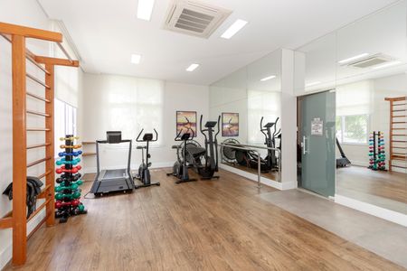 Apartamento à venda com 258m², 4 quartos e 4 vagas Apartamento à venda com 258m², 4 quartos e 4 vagasAcademia