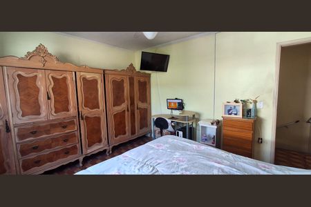 Casa à venda com 222m², 3 quartos e 3 vagas Casa à venda com 222m², 3 quartos e 3 vagasSuíte