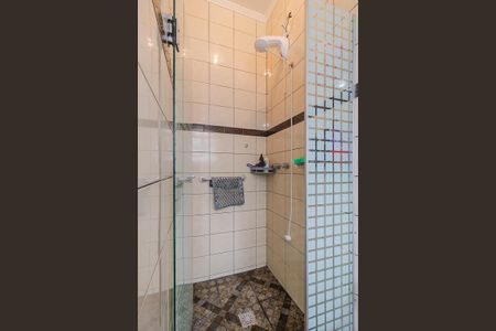 Casa à venda com 244m², 3 quartos e 5 vagas Casa à venda com 244m², 3 quartos e 5 vagasBanheiro Suíte