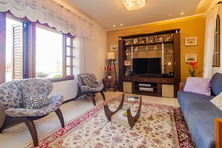 Casa à venda com 244m², 3 quartos e 5 vagas Casa à venda com 244m², 3 quartos e 5 vagasSala