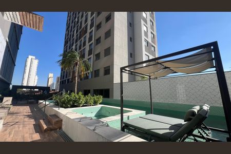 Studio à venda com 24m², 1 quarto e sem vaga Studio à venda com 24m², 1 quarto e sem vagaPiscina