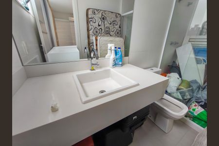 Casa à venda com 330m², 4 quartos e 2 vagas Casa à venda com 330m², 4 quartos e 2 vagasBanheiro da Suíte 2