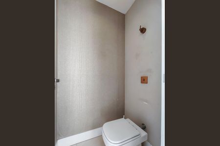 Casa à venda com 330m², 4 quartos e 2 vagas Casa à venda com 330m², 4 quartos e 2 vagasLavabo Sala