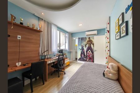 Casa à venda com 330m², 4 quartos e 2 vagas Casa à venda com 330m², 4 quartos e 2 vagasSuíte 4