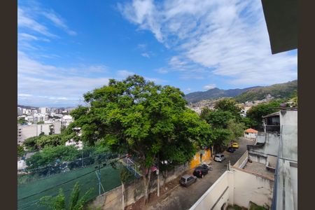 Casa à venda com 330m², 4 quartos e 2 vagas Casa à venda com 330m², 4 quartos e 2 vagasVista da Suíte 1