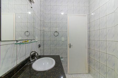 Apartamento à venda com 125m², 4 quartos e sem vaga Apartamento à venda com 125m², 4 quartos e sem vagaBanheiro da Suíte