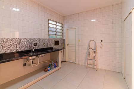 Apartamento à venda com 125m², 4 quartos e sem vaga Apartamento à venda com 125m², 4 quartos e sem vagaCozinha