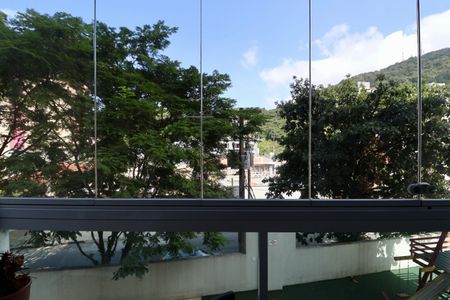 Apartamento para alugar com 54m², 2 quartos e 1 vaga Apartamento para alugar com 54m², 2 quartos e 1 vagaVista