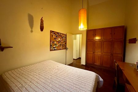 Casa à venda com 480m², 3 quartos e 2 vagas Casa à venda com 480m², 3 quartos e 2 vagasQuarto 1