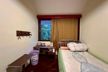 Casa à venda com 480m², 3 quartos e 2 vagas Casa à venda com 480m², 3 quartos e 2 vagasQuarto 2