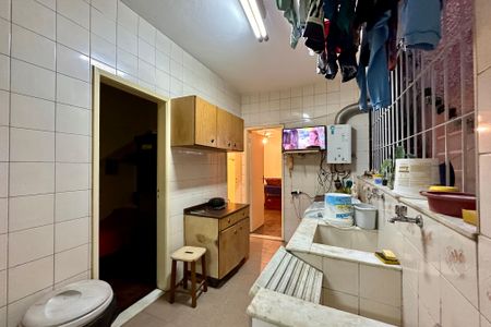 Casa à venda com 480m², 3 quartos e 2 vagas Casa à venda com 480m², 3 quartos e 2 vagasÁrea de Serviço